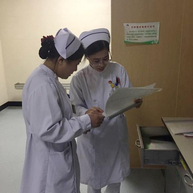 護理內(nèi)審組扎實開展迎評督導工作