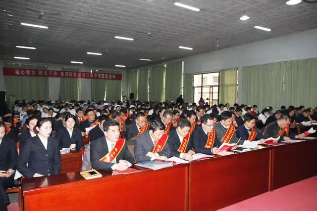 科技創新強發展，勇攀高峰鑄新篇：我院科技創新總結表彰大會召開